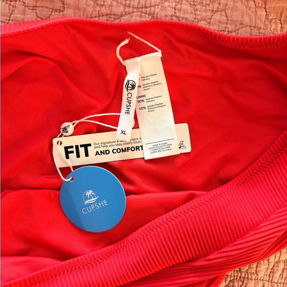 Cupshe Red Ribbed Bikini - Picture 3 of 4